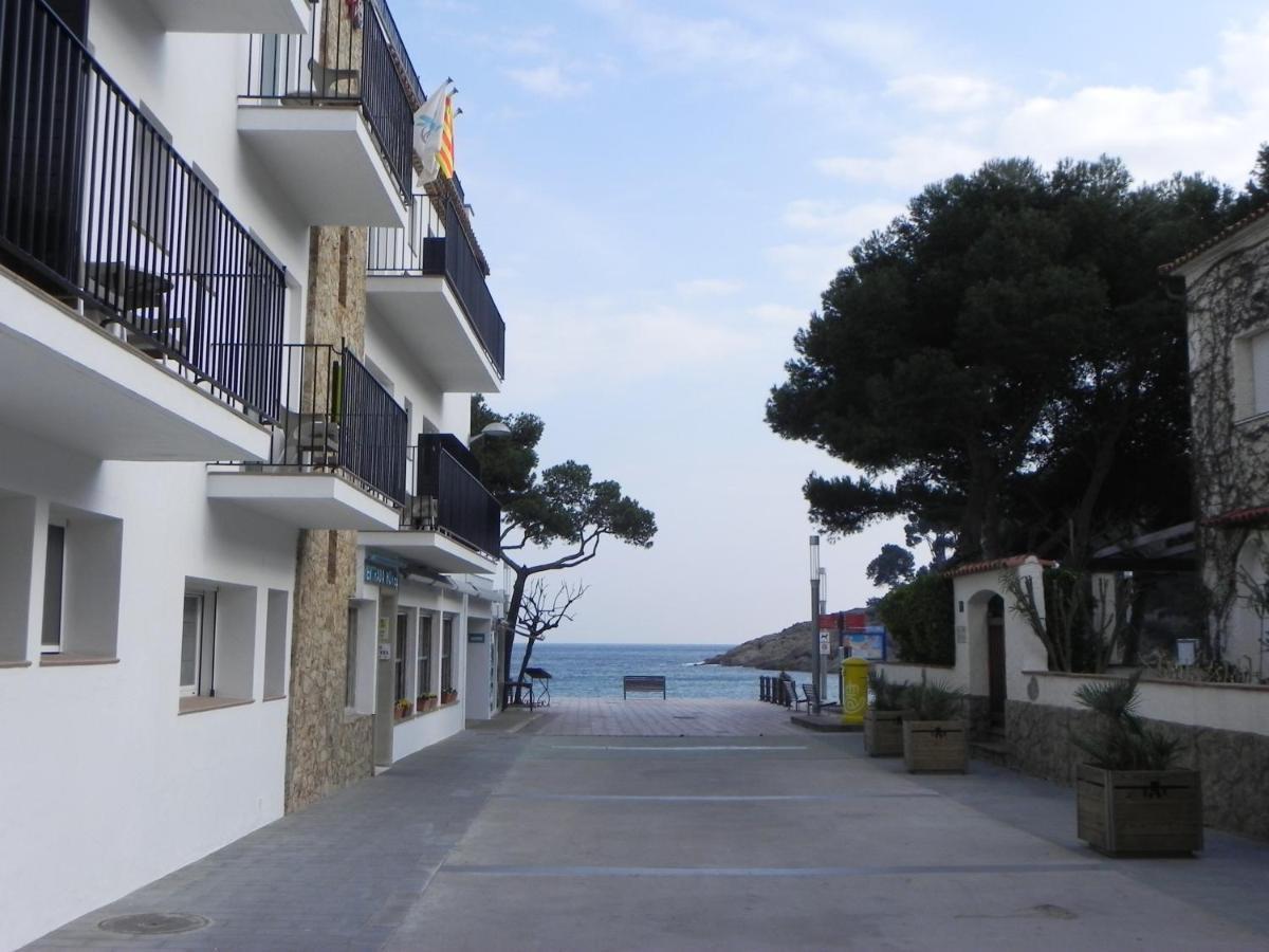 Apartaments Tamariu Kültér fotó
